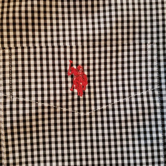 U.S. Polo Assn Plaid Button Down Shirt - Picture 2 of 7